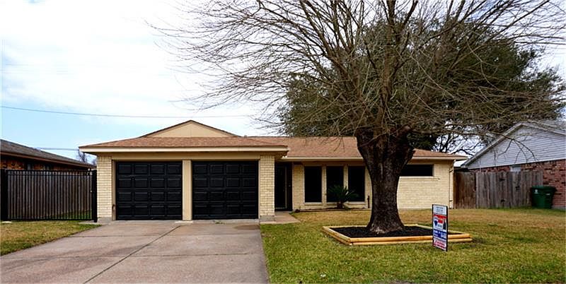 2nd image of 1126 Twin Falls Rd