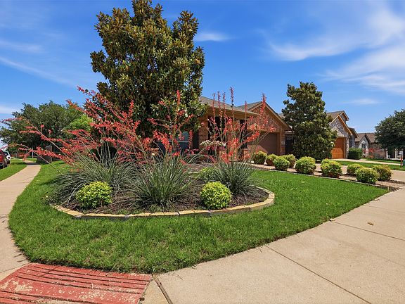 4th image of 436 Millbrook Ln