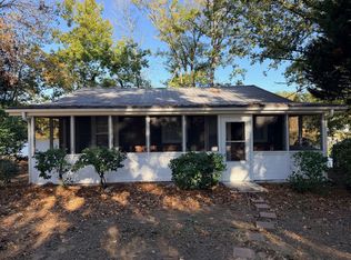 332 Pinelake Dr, Ninety Six, SC 29666