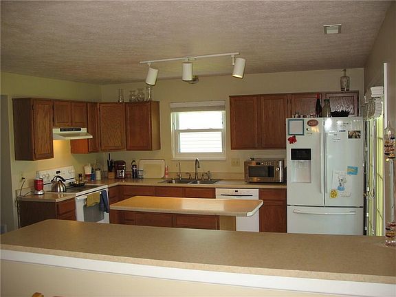 5th image of 1258 Auburn Dr