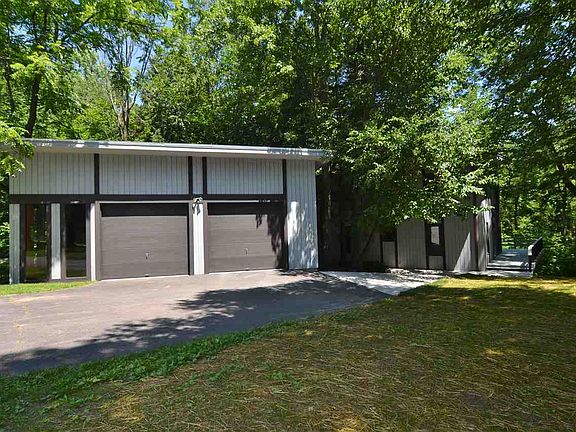 3rd image of 10106 County Road U