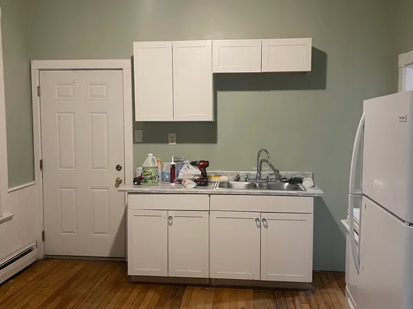 102 Goff St, Auburn, ME