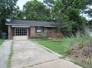 8628 Kingfisher Ln, Pensacola, FL 32534