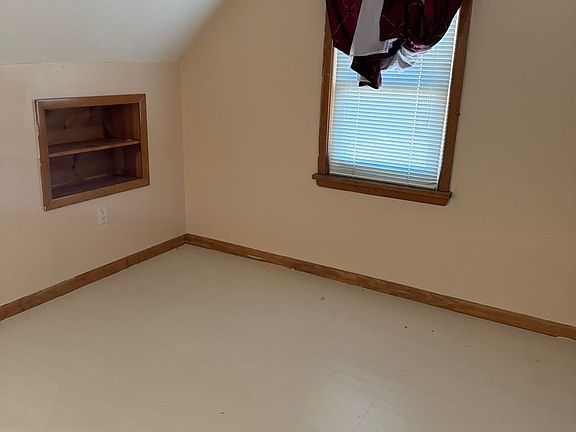 4th image of 4754 Southwood Dr