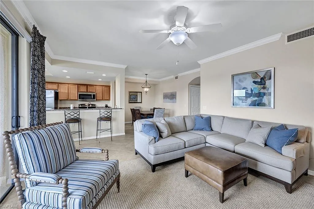2 bed, 2.0 bath, 1232 sqft, $7,250 — Photo 3