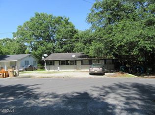 2208 22nd St, Pascagoula, MS 39581