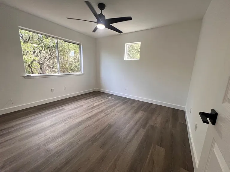 450 Shady Bluff Dr #D — Photo 16