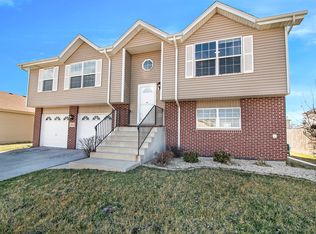 14924 Albany Ave, Markham, IL 60428