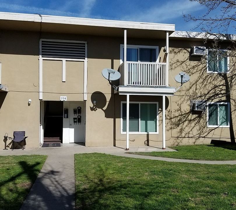 1st image of 334 E I St APT 1