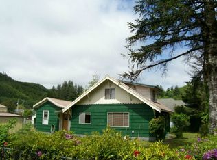 1010 Godfrey St, Raymond, WA 98577