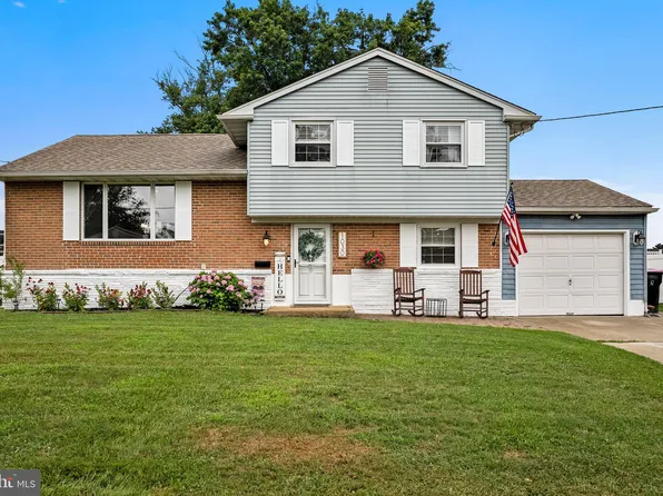1030 Surrey Rd, Somerdale, NJ 08083