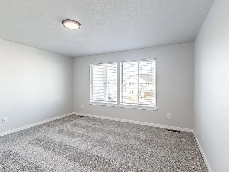 2640 N Silver Wolf Ave — Photo 28