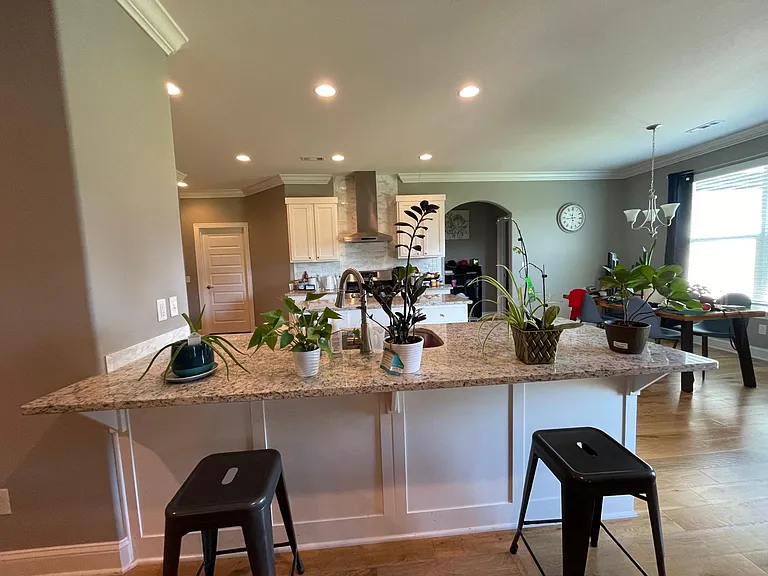 1902 W Broadway Pl — Photo 12