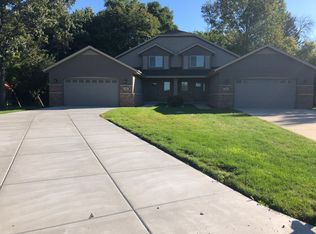 S80W16984 Boehm Ct, City Of Muskego, WI 53150