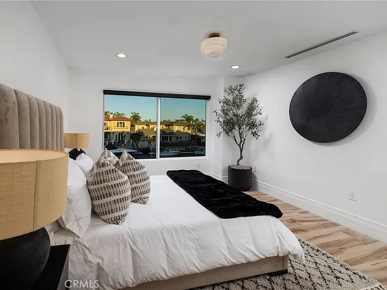 16572 Grimaud Ln — Photo 34