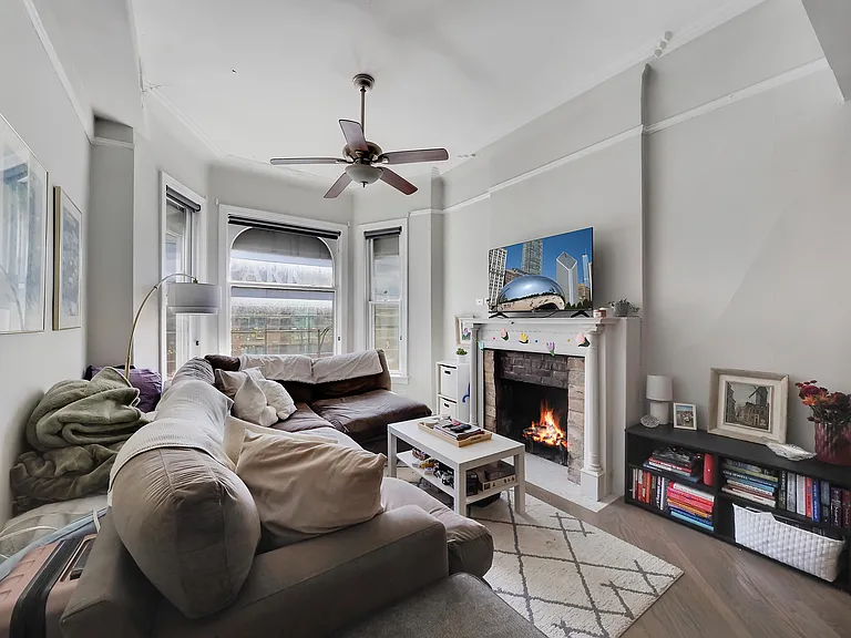 2652 N Halsted St #3F — Photo 1