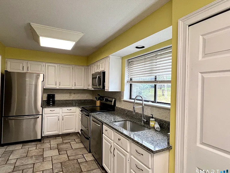 334 Conestoga Way #334 — Photo 14
