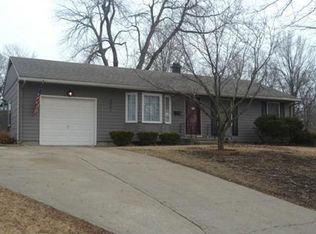 6001 Englewood Ave, Raytown, MO 64133