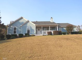 260 Stillmeadow Dr, Commerce, GA 30529