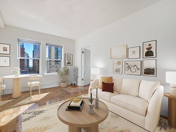 5th image of 1100 N Lasalle St #916
