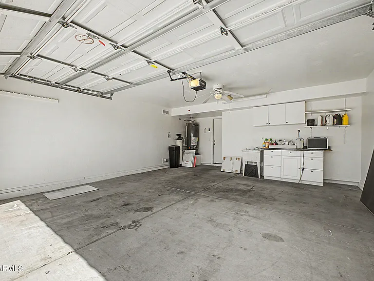 28433 N 47th St — Photo 34