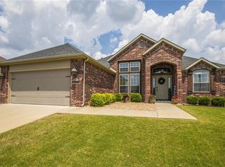 213 Peyton St, Lowell, AR 72745