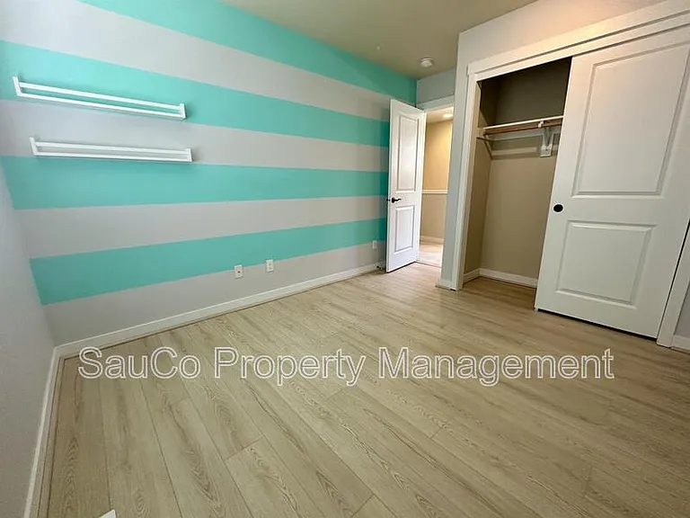 456 SW 203rd Ter — Photo 17