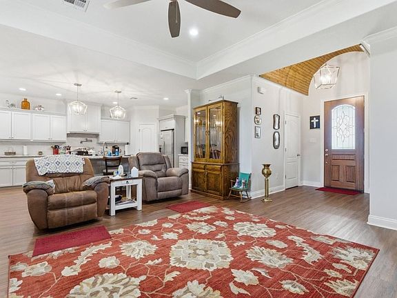 3rd image of 5462 Jude Vincent Ln