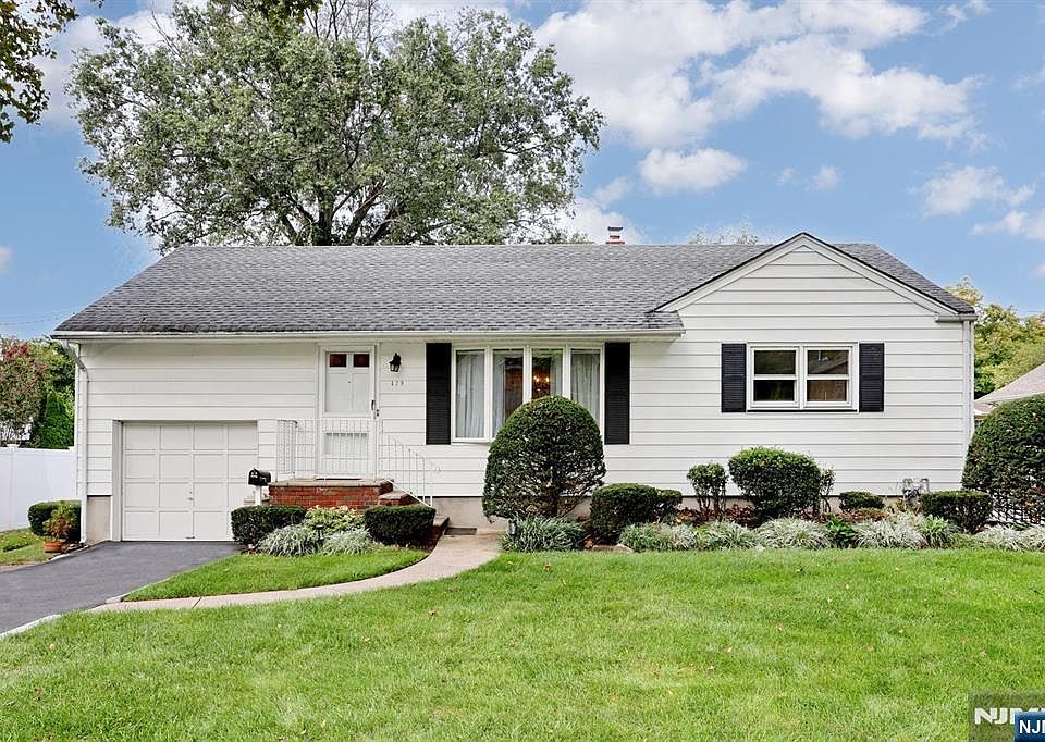 1st image of 429 Polly Ann Terrace