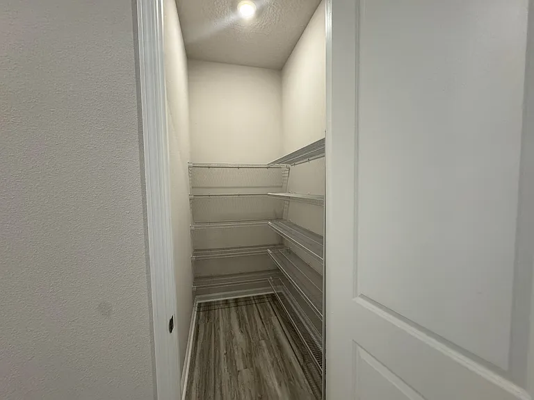 6 Blue Grotto Pl — Photo 16
