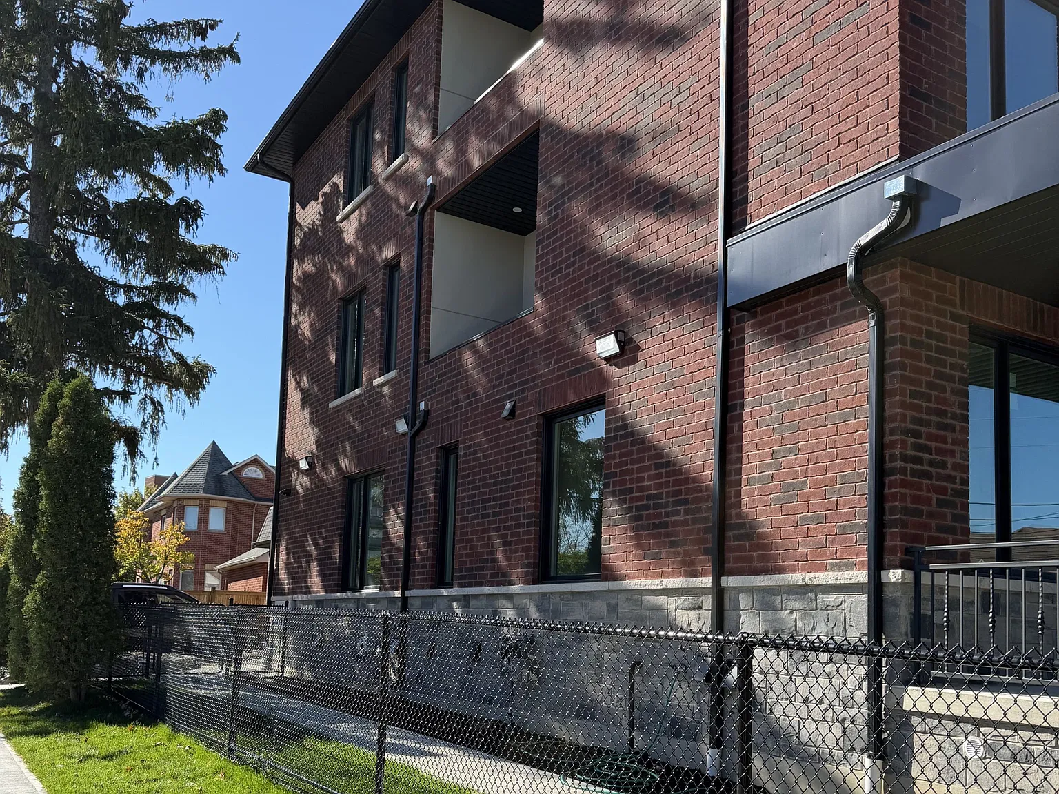 3 bed, $3,250 — Photo 3
