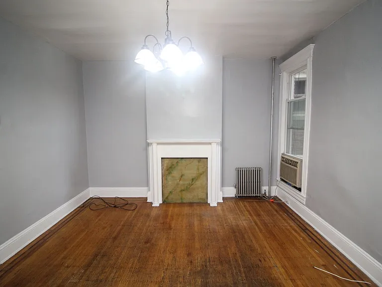 3010 Guilford Ave — Photo 7