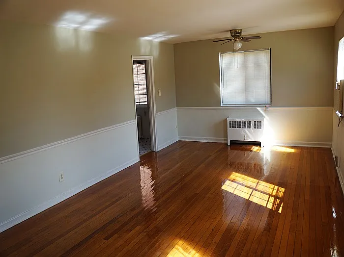 Fleetwood Village Apartments — Photo 12