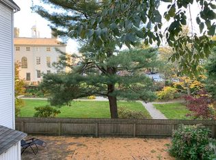 24 Summer St, Marblehead, MA 01945