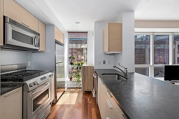 Rented by Compass | media 13