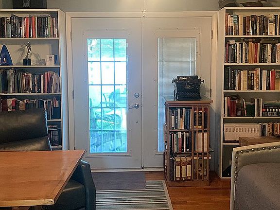 Office/bedroom 