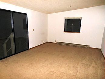 5th image of 61912 Birch Ct E