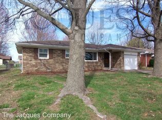 2203 N Link Ave, Springfield, MO 65803