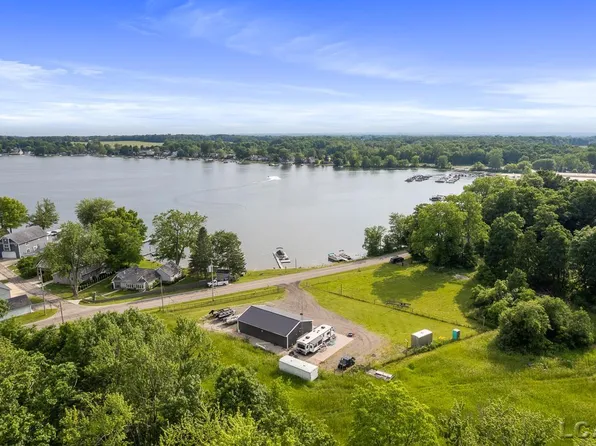 9265 Devils Lake Hwy, Manitou Beach, MI 49253