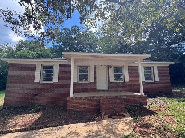 88 Poplar Dr