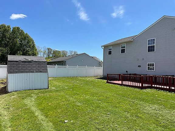 3rd image of 7497 Grandview Dr