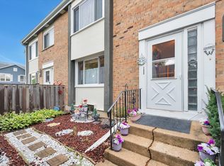 312 Redwing Dr, Bolingbrook, IL