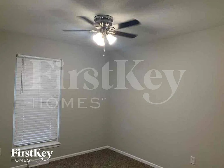 2412 Bridger Dr — Photo 9