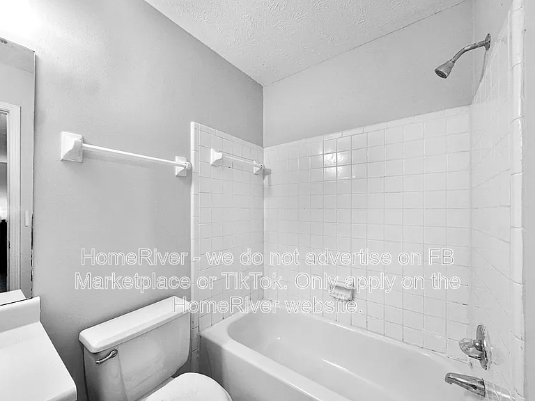 1174 Pin Oak Dr — Photo 11