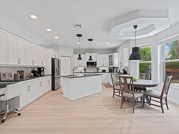 3rd image of 2422 Westmont Drive