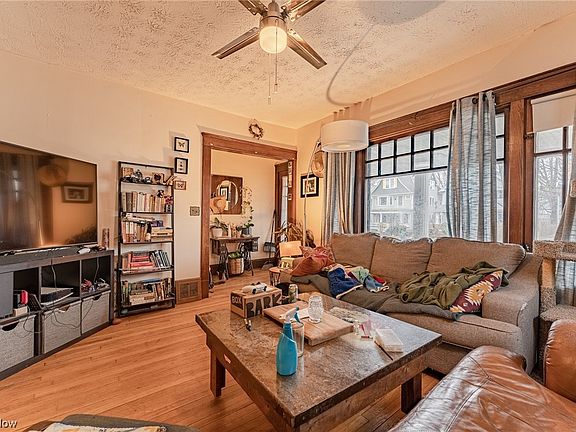 5th image of 1315-1317 W 106th St