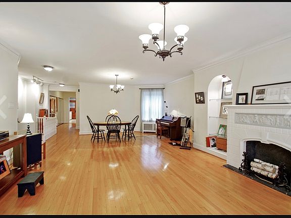 4th image of 6160 N Hamilton Ave APT 1N