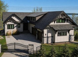 371 NE Last Chance Way, Red Deer County, AB T4S 1S5