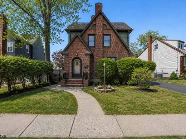 423 E Lincoln Ave, Roselle Park Boro, NJ 07204