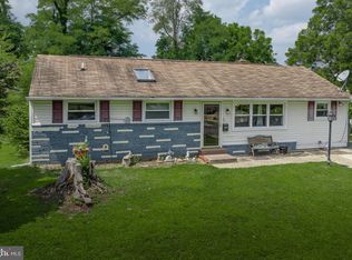 1106 Laurel Rd, Edgewater Park, NJ 08010